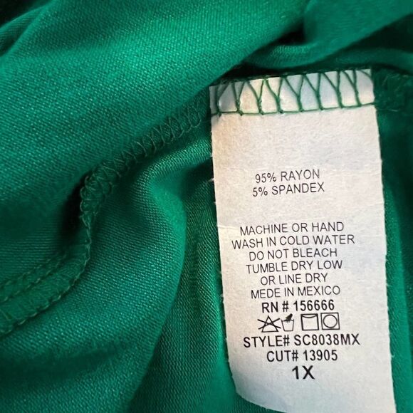 Scarlett St.Patrick's Day Top-Size 1X - Picture 6 of 7